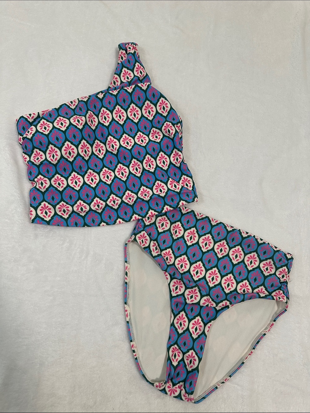 🎾 Janela Bay Tankini